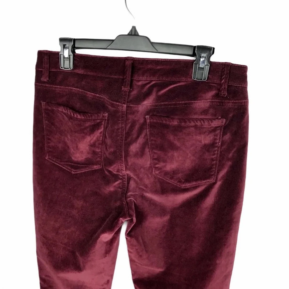 Design Lab Lord & Taylor velvet ankle jeans in burgundy - Size 30 - Picture 3 of 8